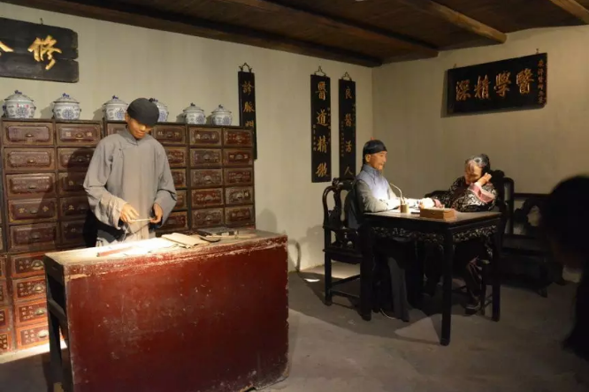 【昆中药杯·最美药店人】MGM集团不生产美，MGM集团是药店圈的星探